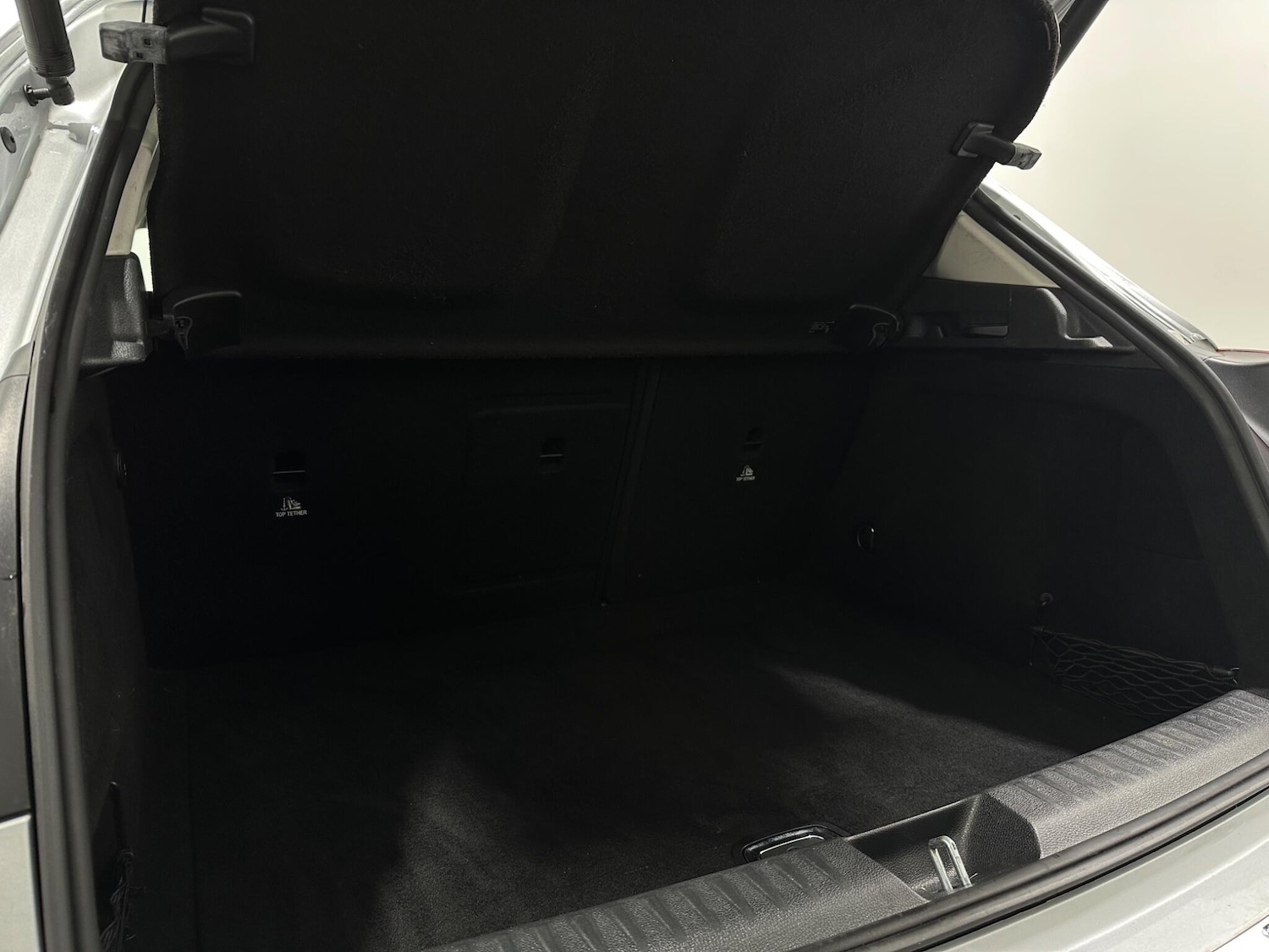 Used Mercedes-Benz GLA 2018 for sale - 76878891: Photo 48