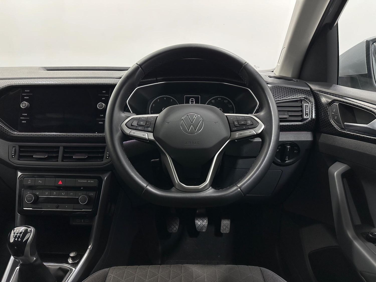 Used Volkswagen T-Cross 2021 for sale - 76886224: Photo 12