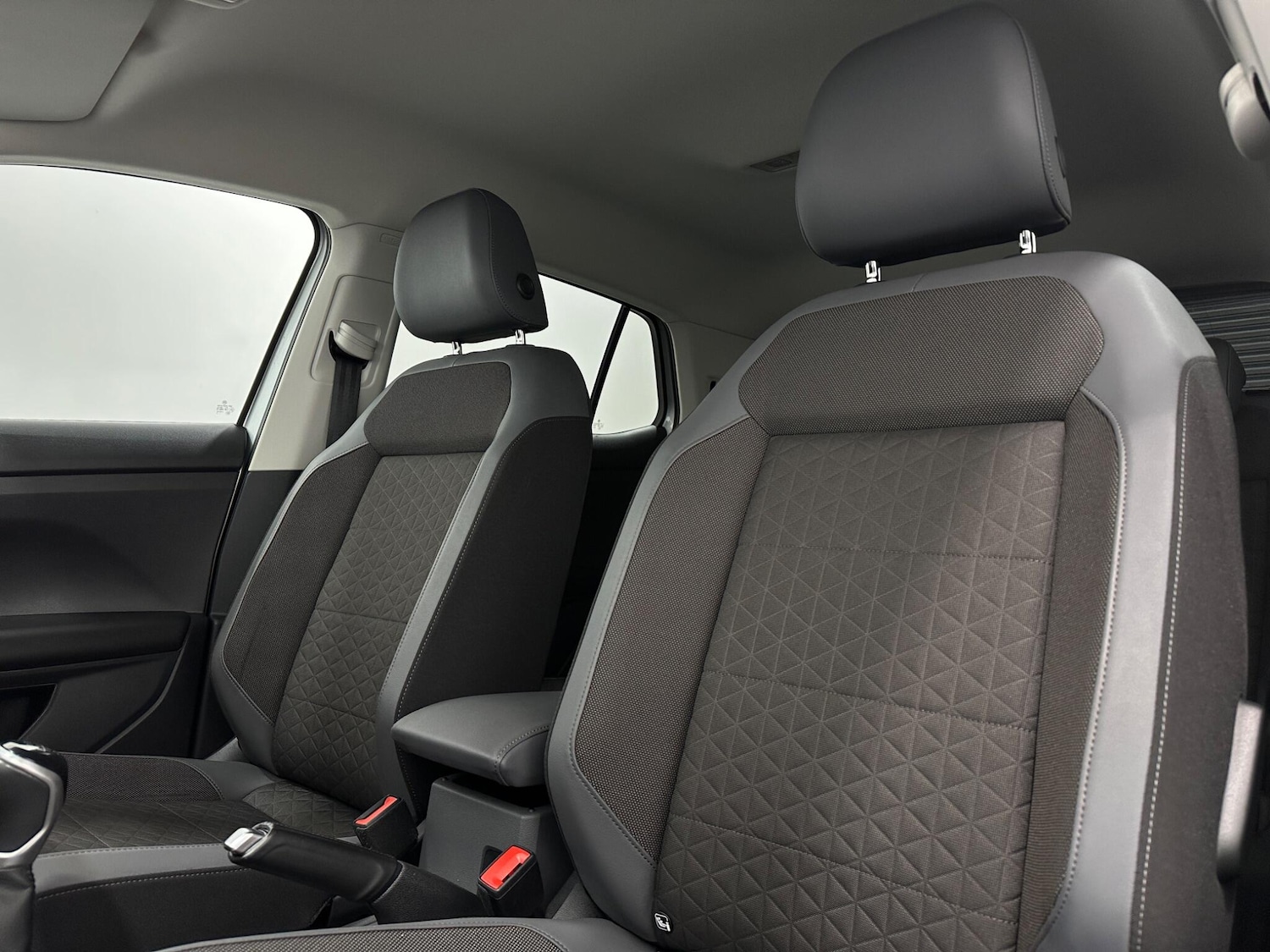 Used Volkswagen T-Cross 2021 for sale - 76886224: Photo 33