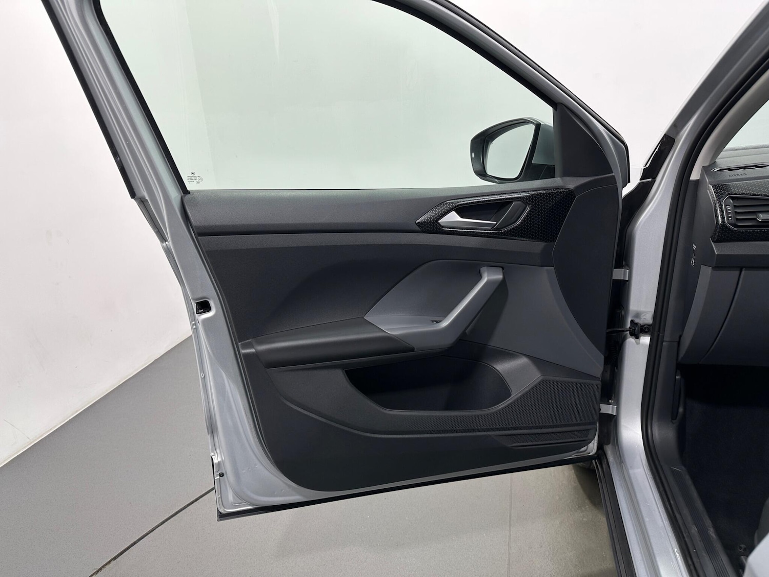 Used Volkswagen T-Cross 2021 for sale - 76886224: Photo 34