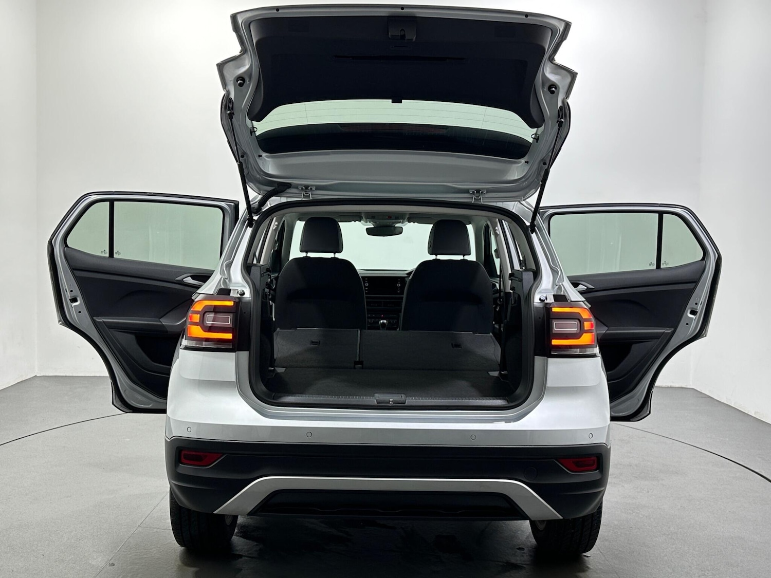 Used Volkswagen T-Cross 2021 for sale - 76886224: Photo 41