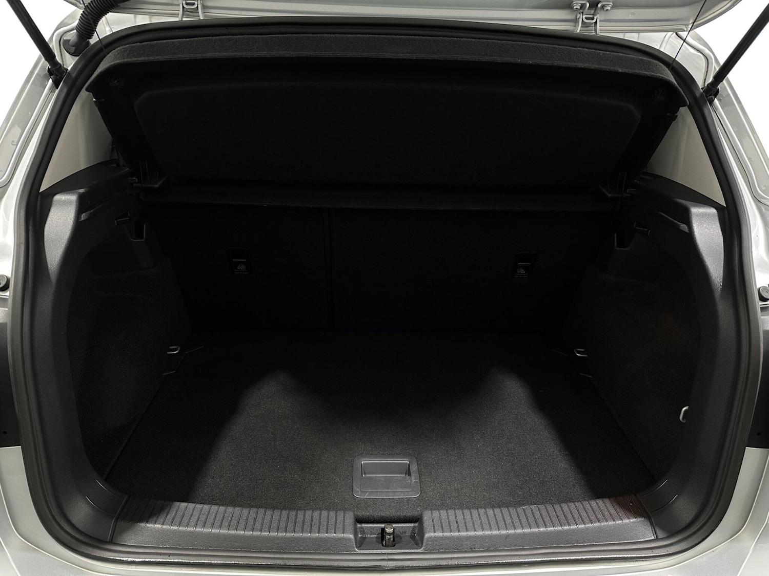 Used Volkswagen T-Cross 2021 for sale - 76886224: Photo 44