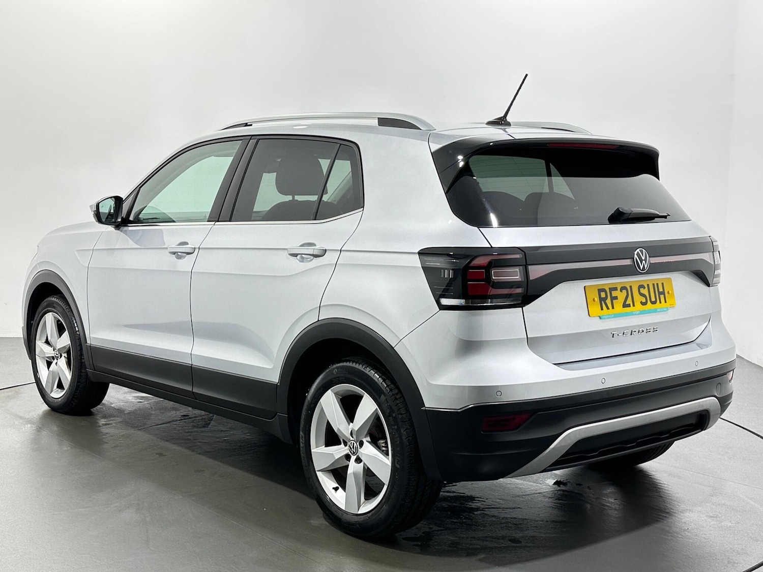 Used Volkswagen T-Cross 2021 for sale - 76886224: Photo 6