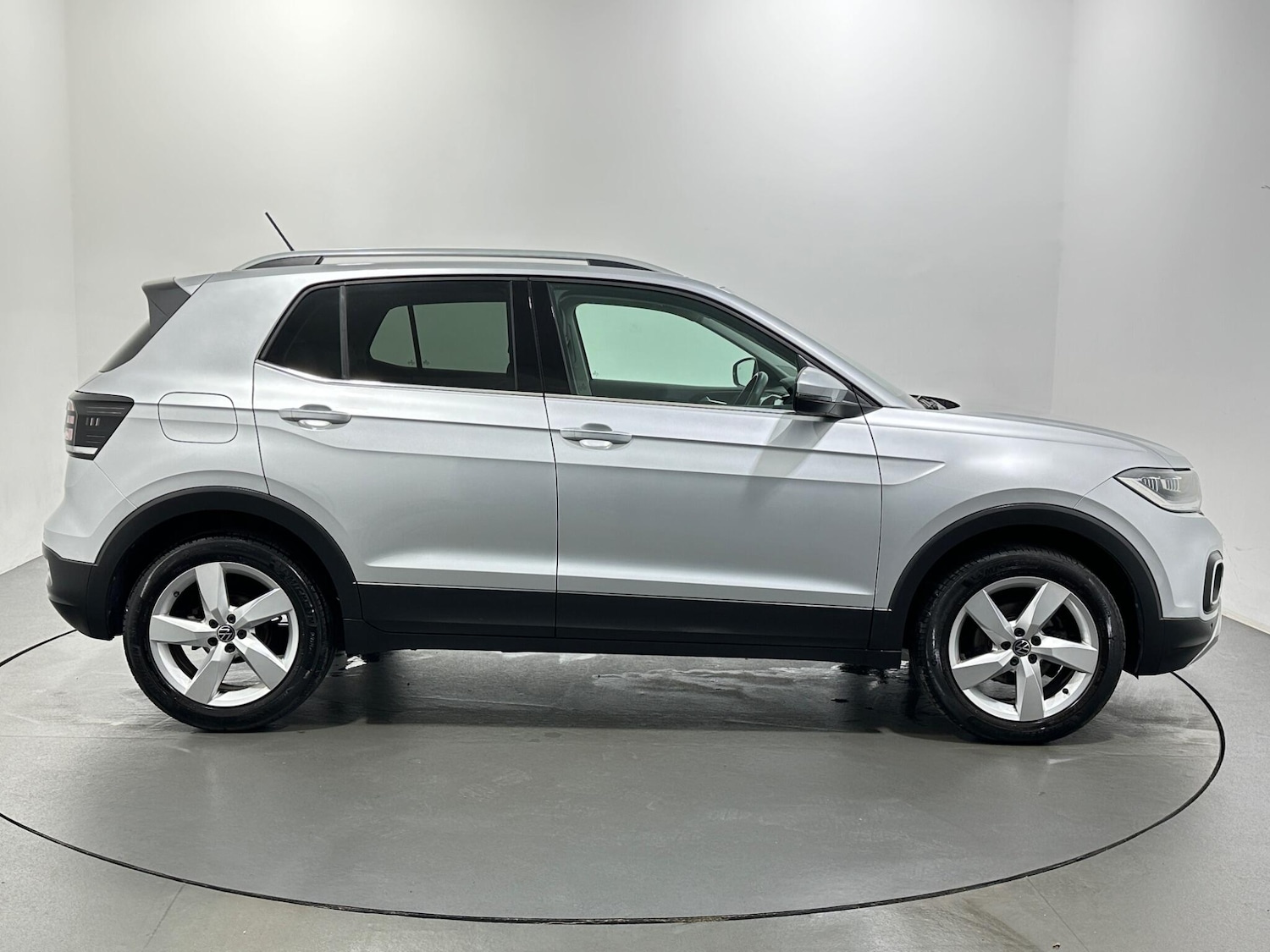 Used Volkswagen T-Cross 2021 for sale - 76886224: Photo 9