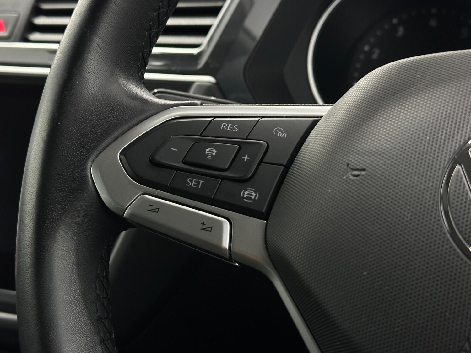 Used Volkswagen Tiguan 2021 for sale - 78157119: Photo 14