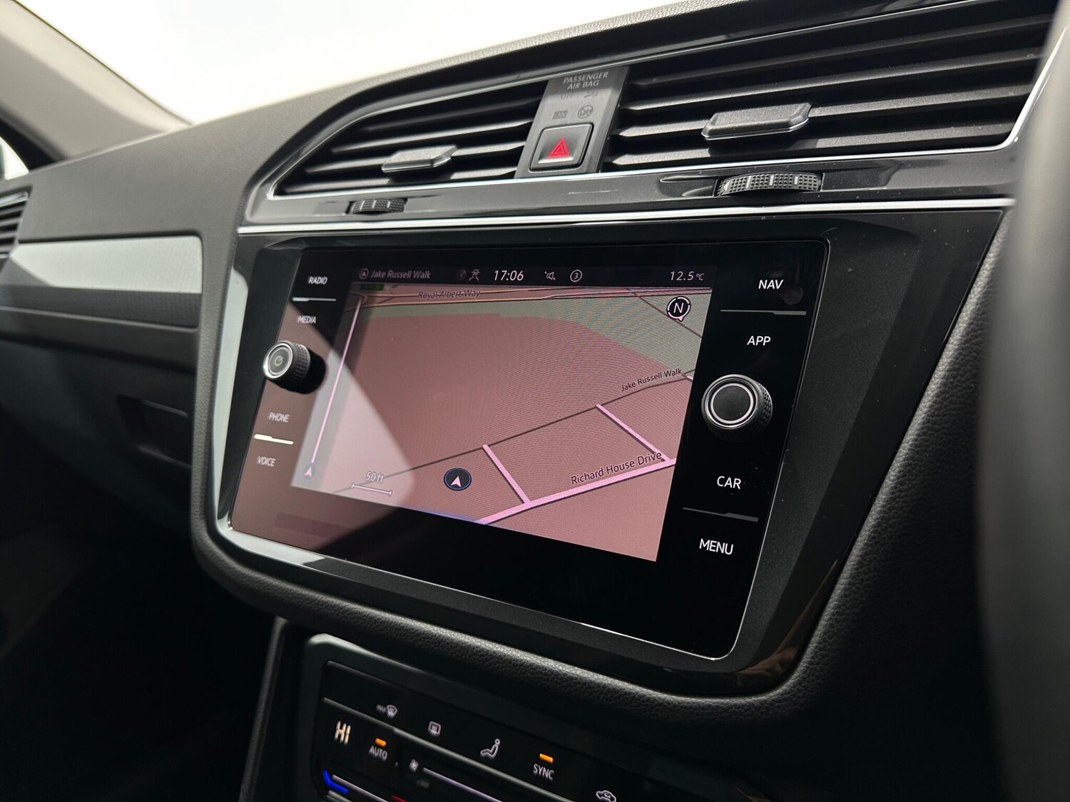 Used Volkswagen Tiguan 2021 for sale - 78157119: Photo 22