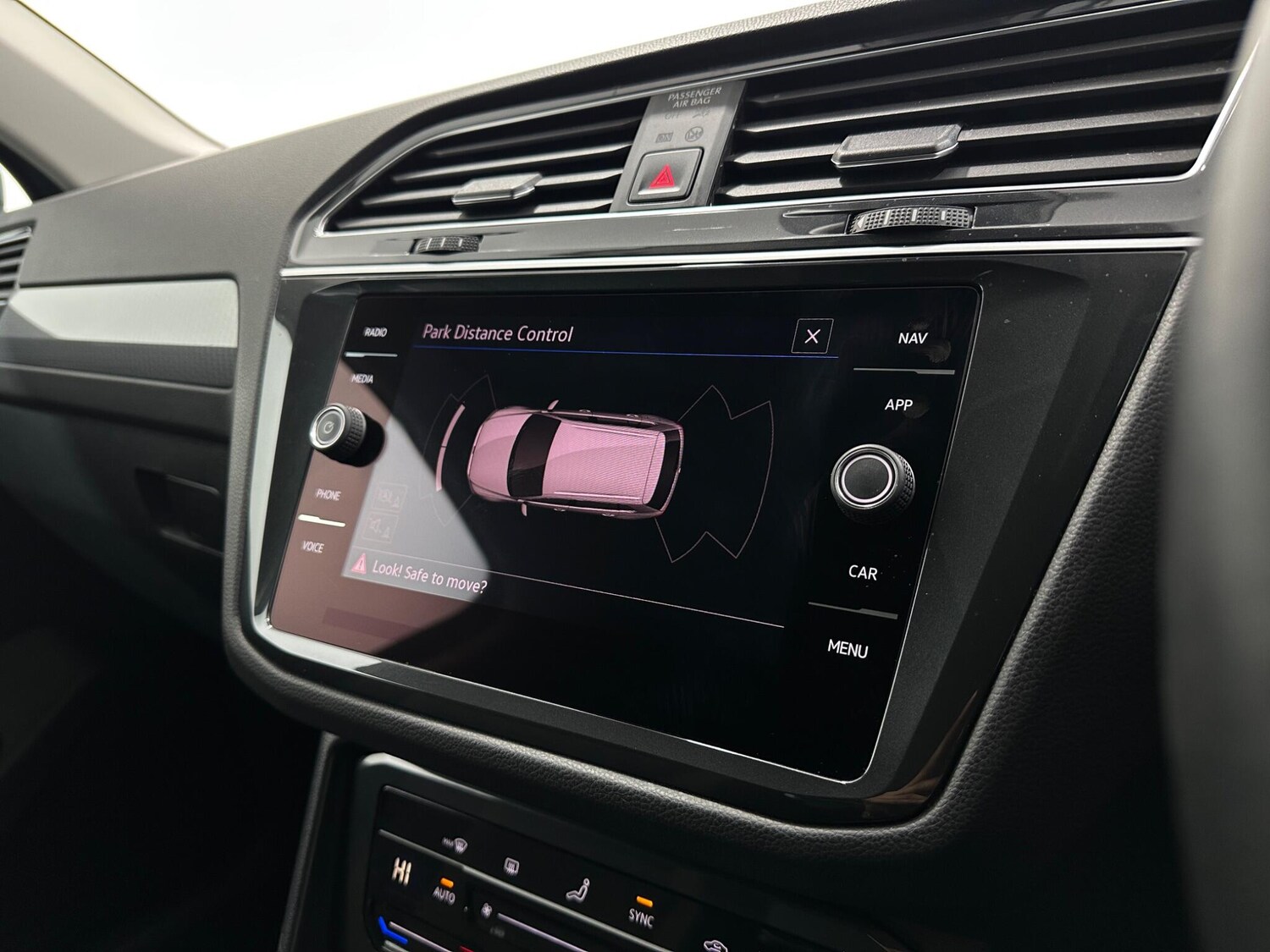 Used Volkswagen Tiguan 2021 for sale - 78157119: Photo 23