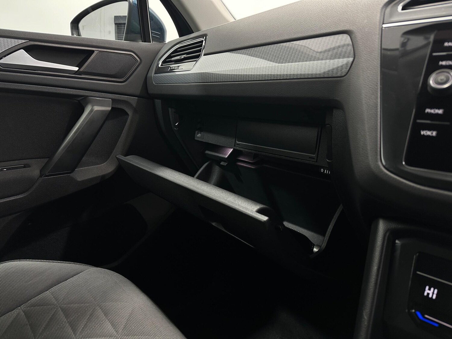 Used Volkswagen Tiguan 2021 for sale - 78157119: Photo 29