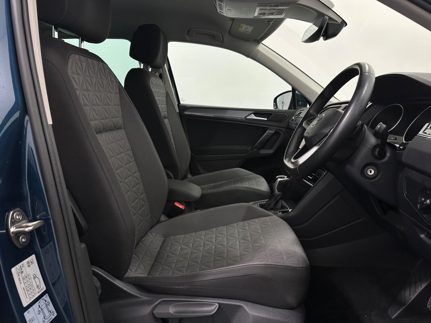 Used Volkswagen Tiguan 2021 for sale - 78157119: Photo 32