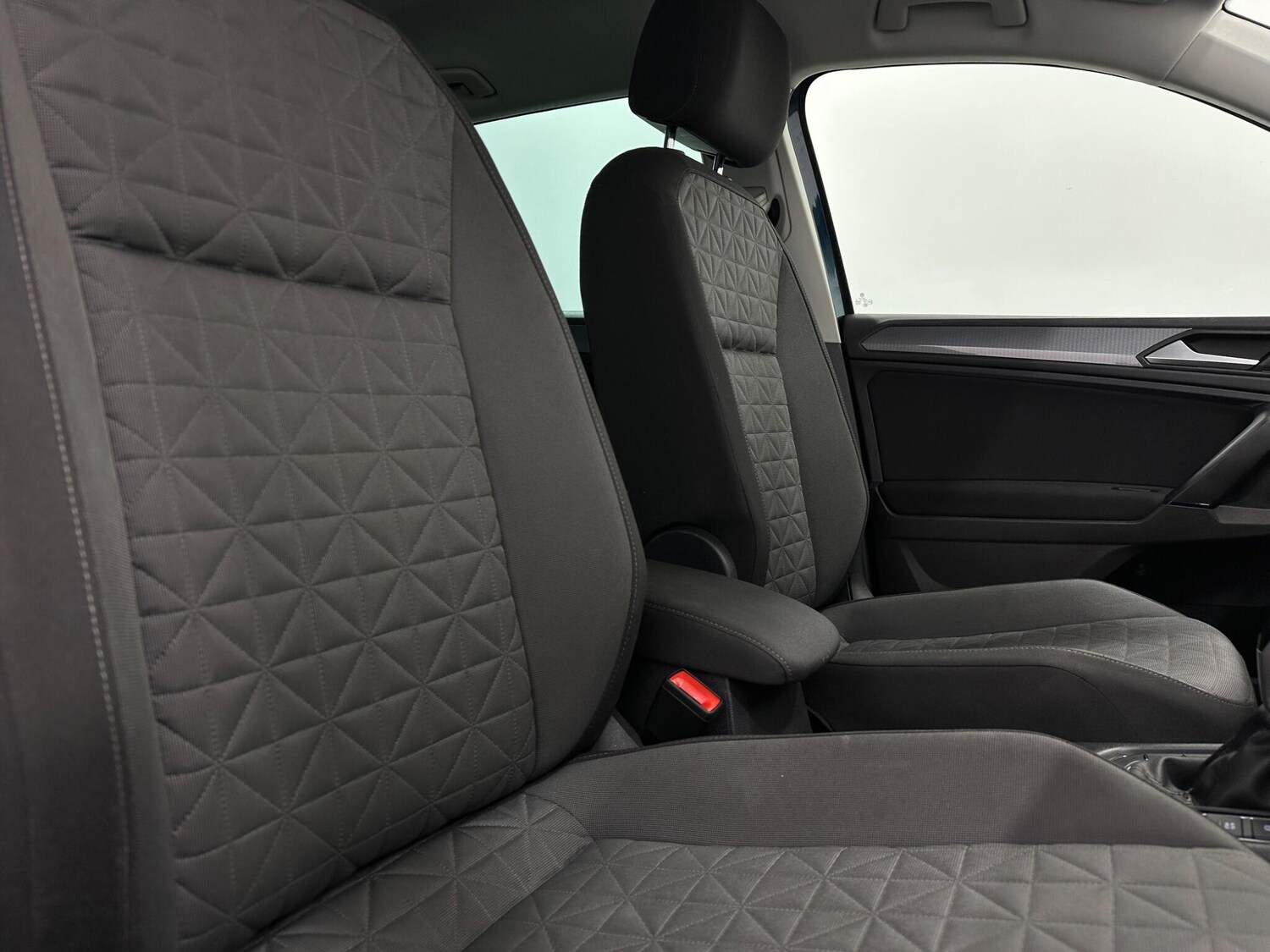 Used Volkswagen Tiguan 2021 for sale - 78157119: Photo 33