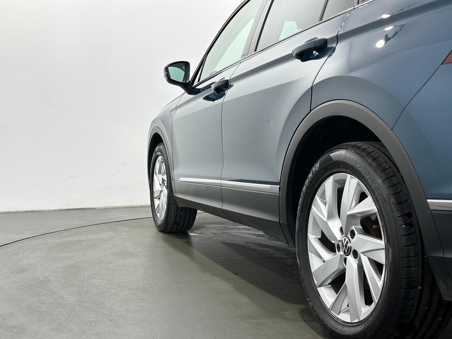 Used Volkswagen Tiguan 2021 for sale - 78157119: Photo 51