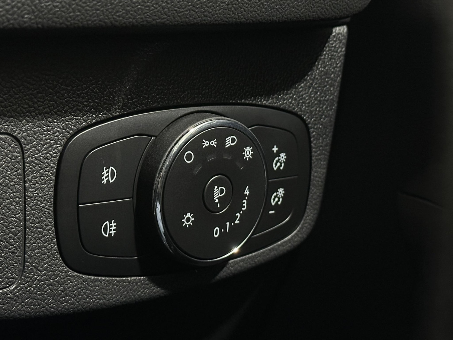 Used Ford Focus 2024 for sale - 76878520: Photo 16