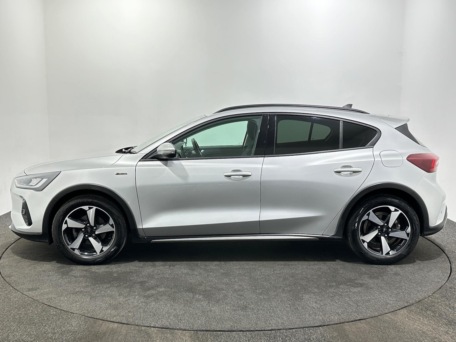 Used Ford Focus 2024 for sale - 76878520: Photo 5