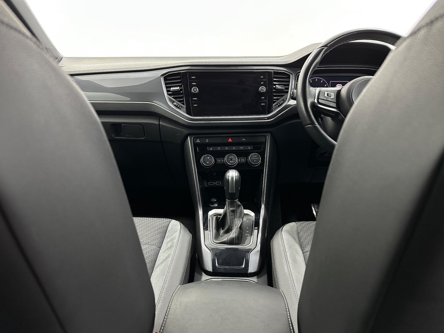 Used Volkswagen T-Roc for sale - 78085740: Photo 19