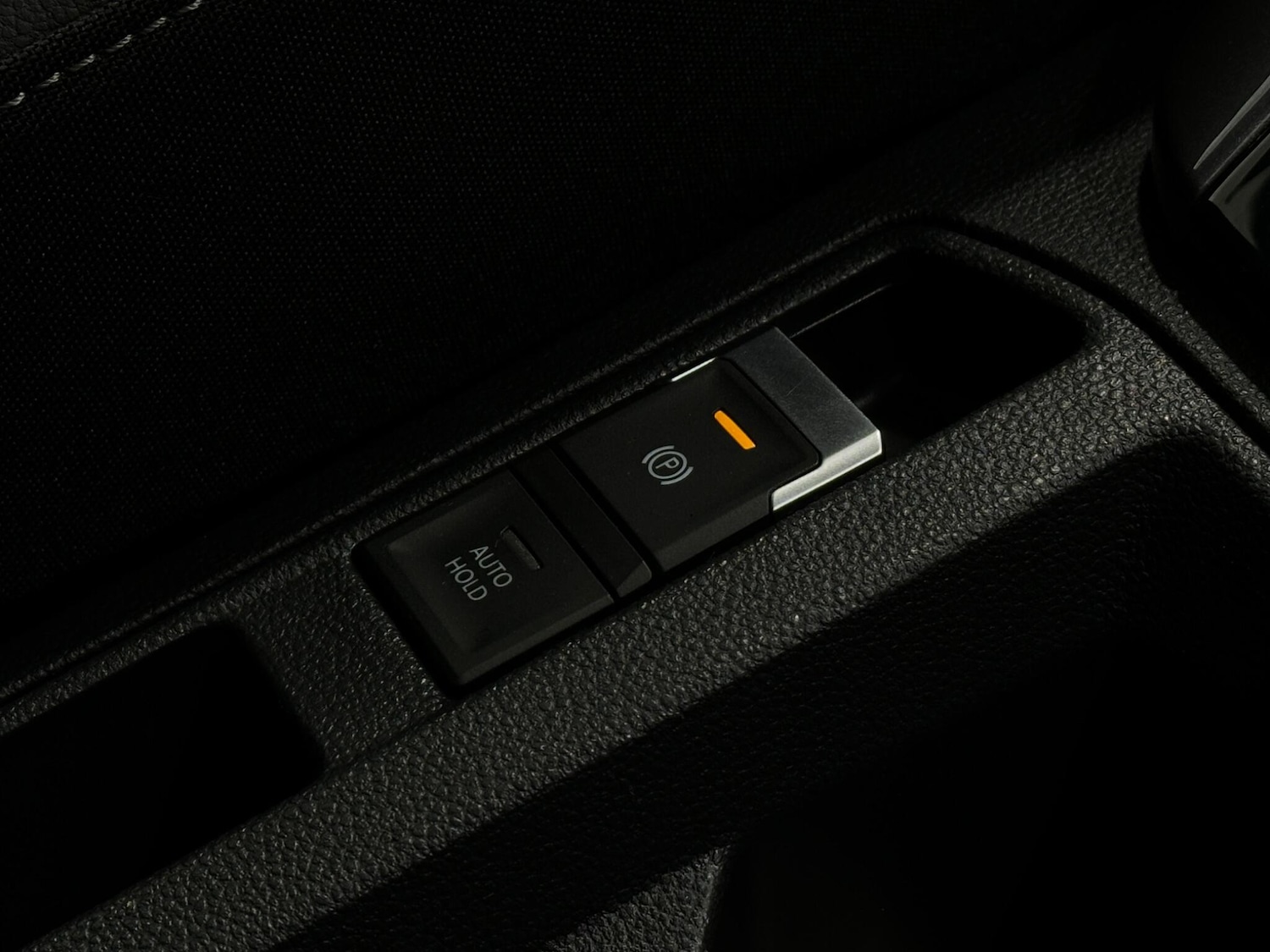 Used Volkswagen T-Roc for sale - 78085740: Photo 20