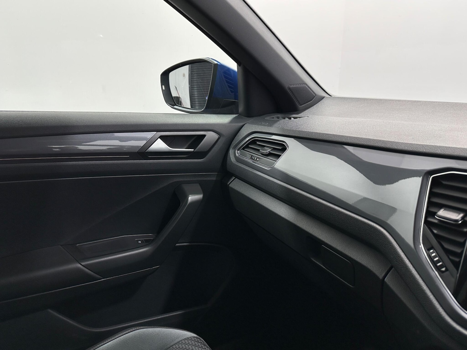 Used Volkswagen T-Roc for sale - 78085740: Photo 26