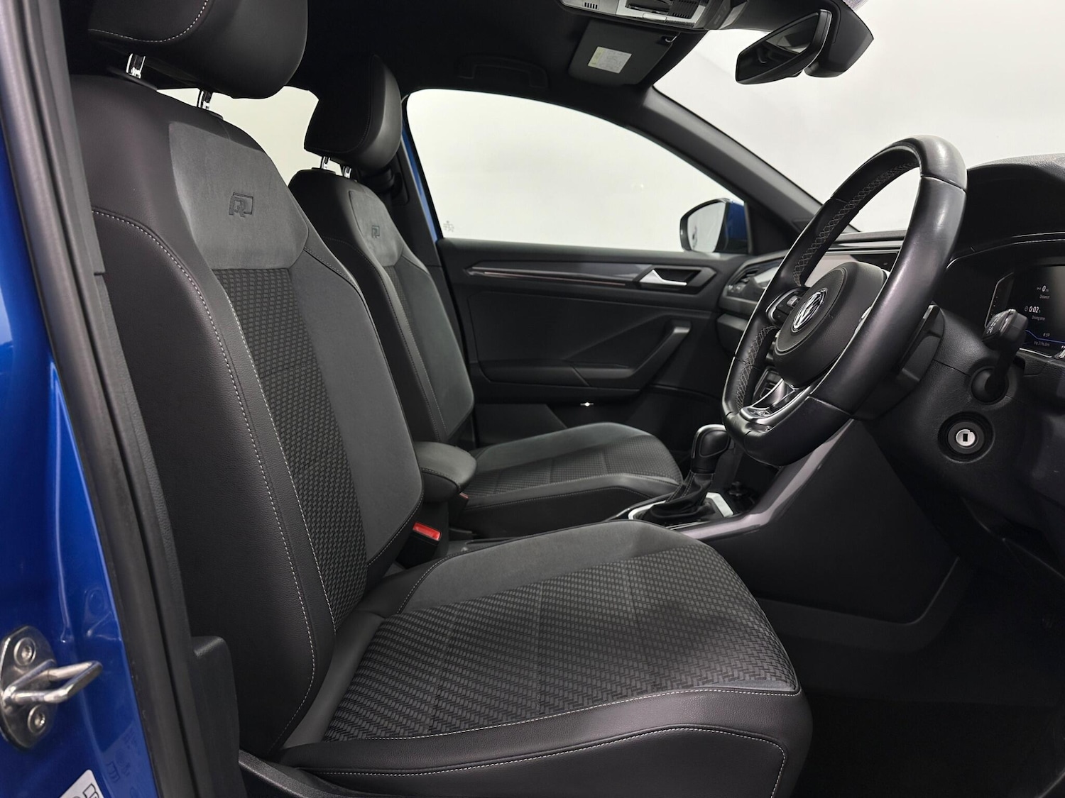 Used Volkswagen T-Roc for sale - 78085740: Photo 30