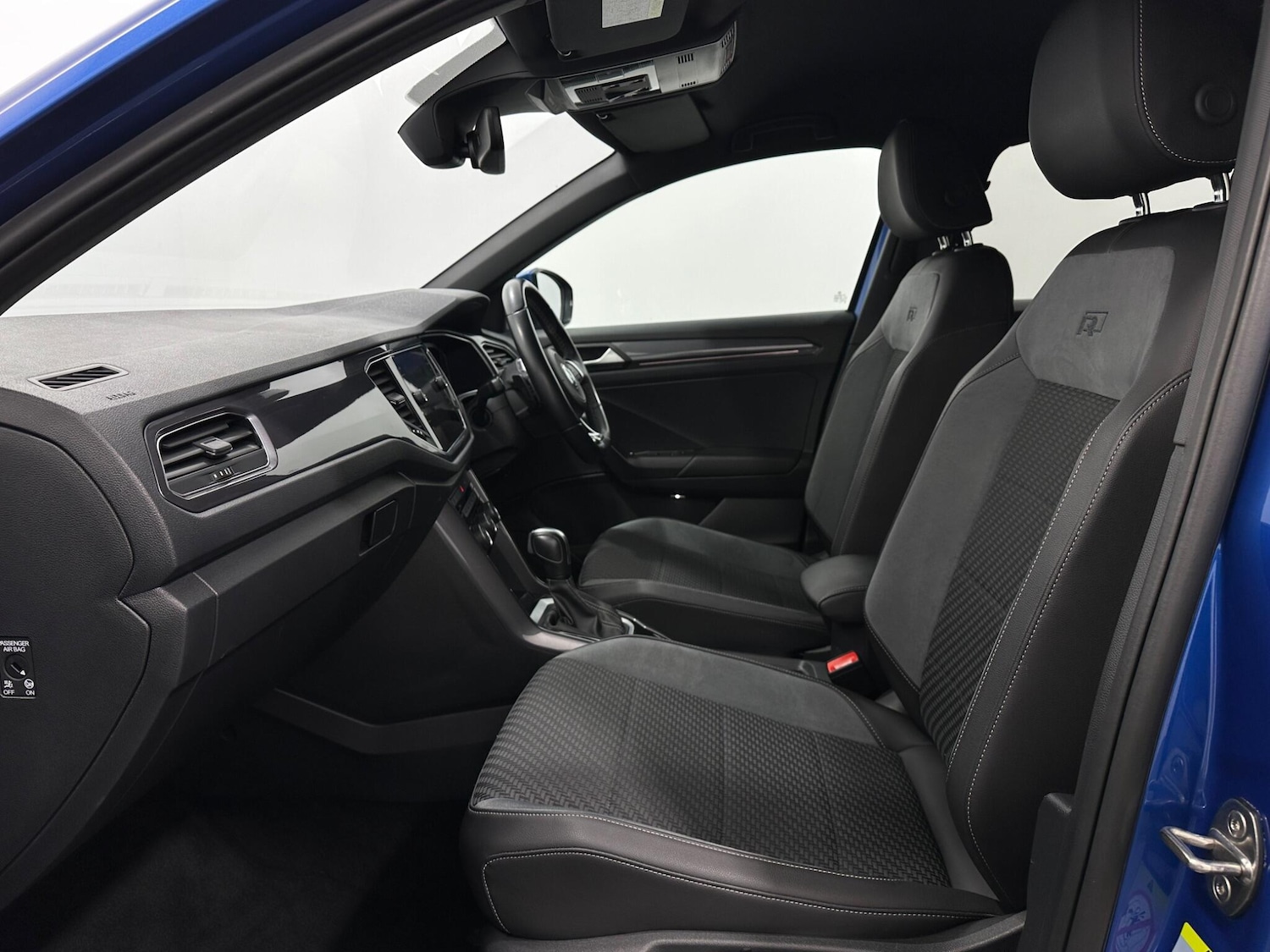 Used Volkswagen T-Roc for sale - 78085740: Photo 34