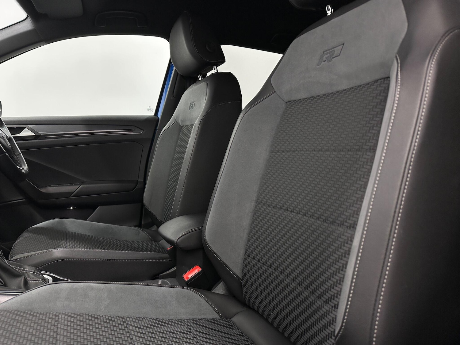 Used Volkswagen T-Roc for sale - 78085740: Photo 35