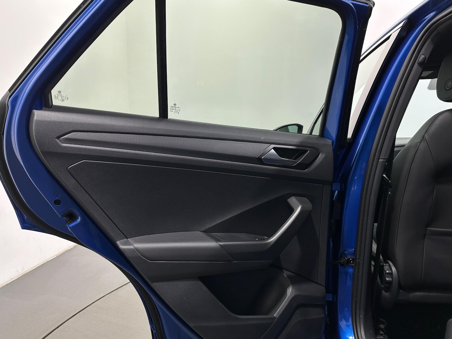 Used Volkswagen T-Roc for sale - 78085740: Photo 40