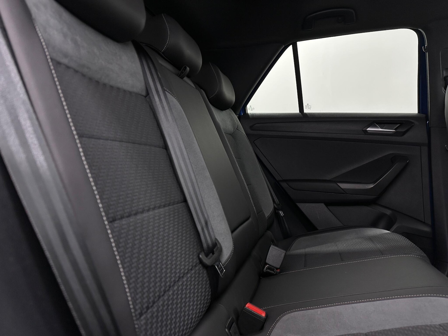 Used Volkswagen T-Roc for sale - 78085740: Photo 42