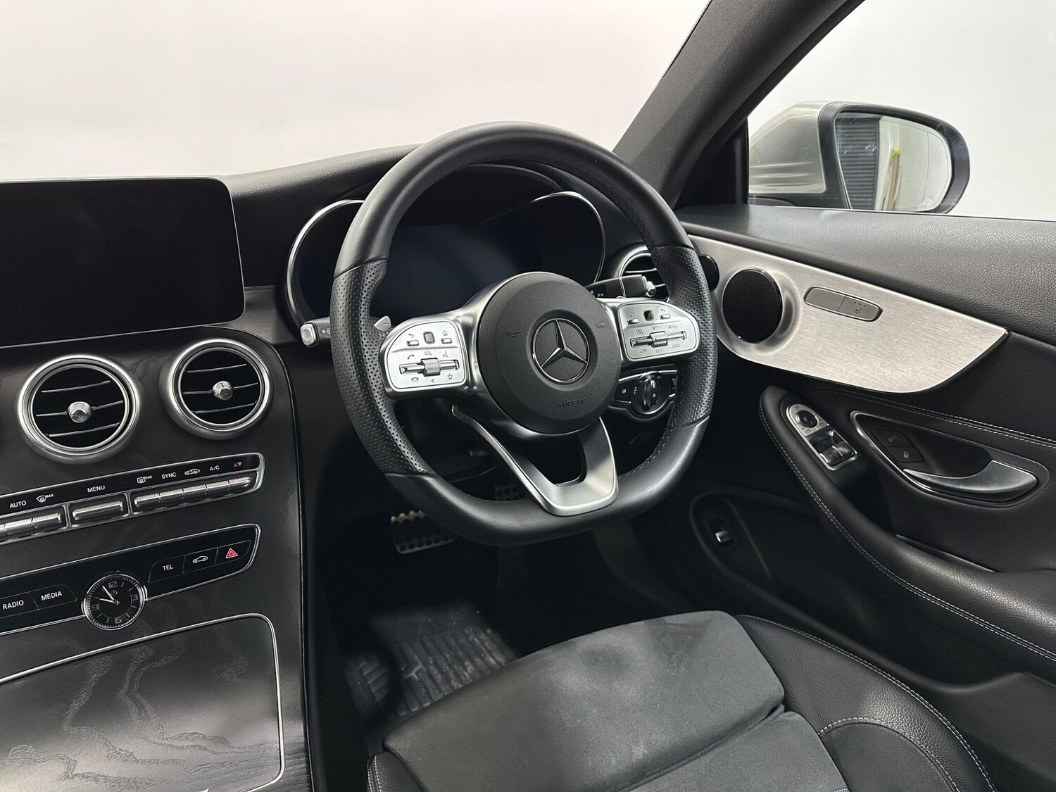 Used Mercedes-Benz C Class 2020 for sale - 78058528: Photo 12