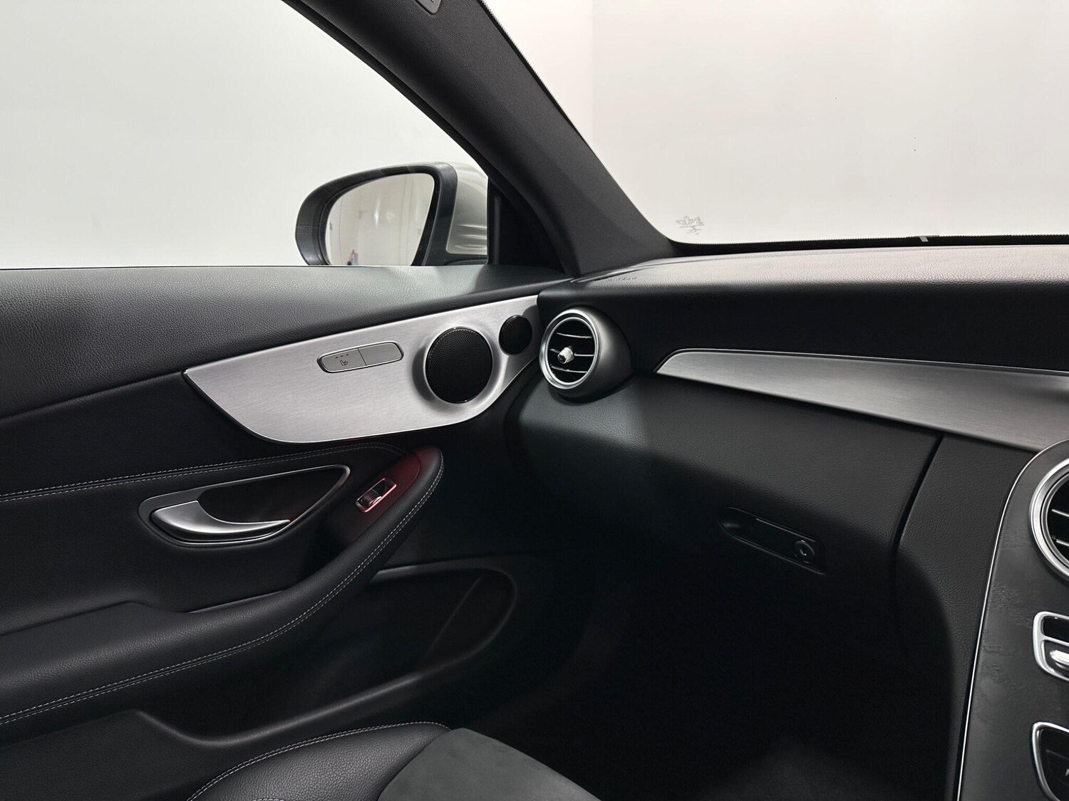 Used Mercedes-Benz C Class 2020 for sale - 78058528: Photo 29