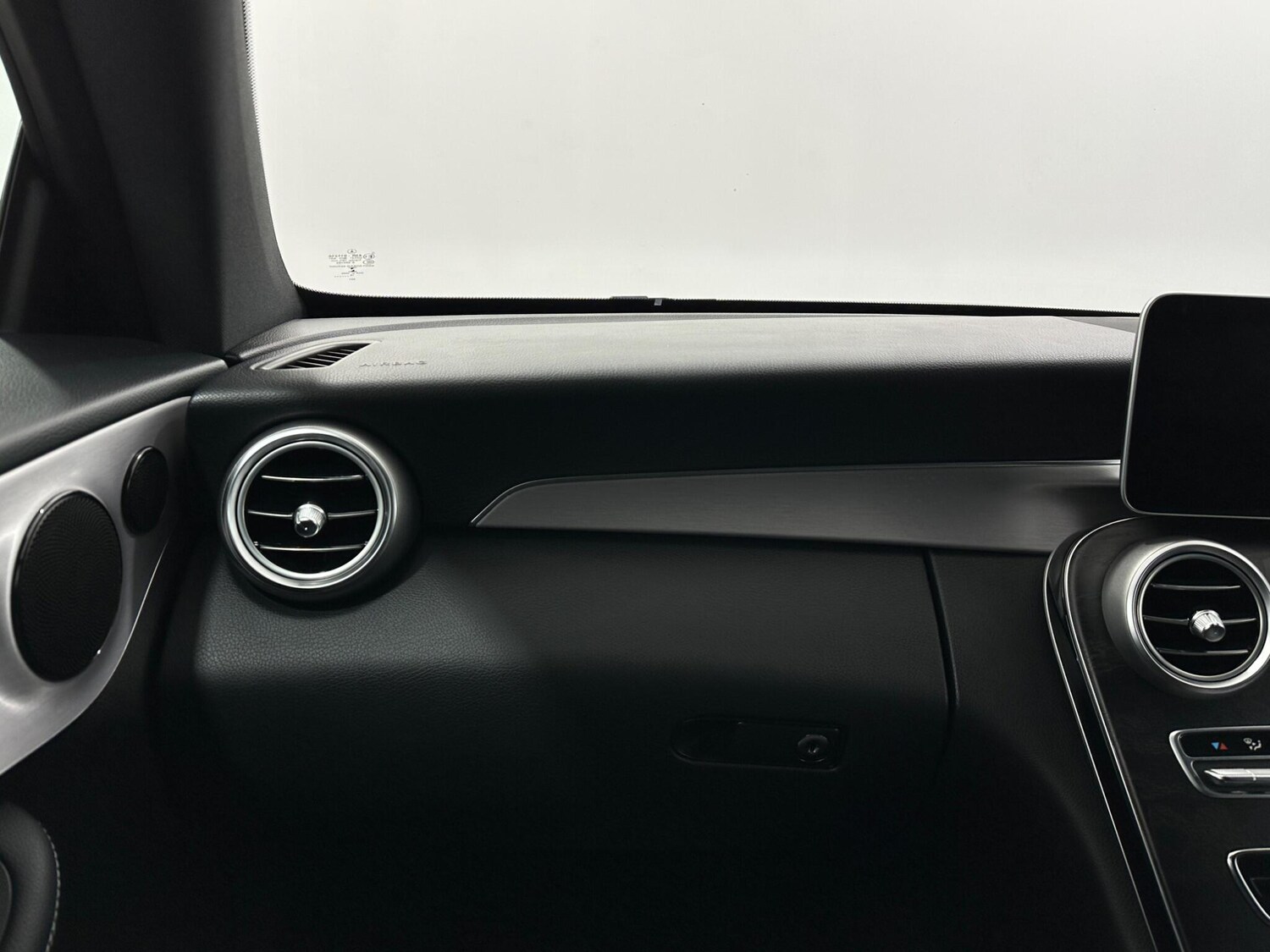 Used Mercedes-Benz C Class 2020 for sale - 78058528: Photo 31