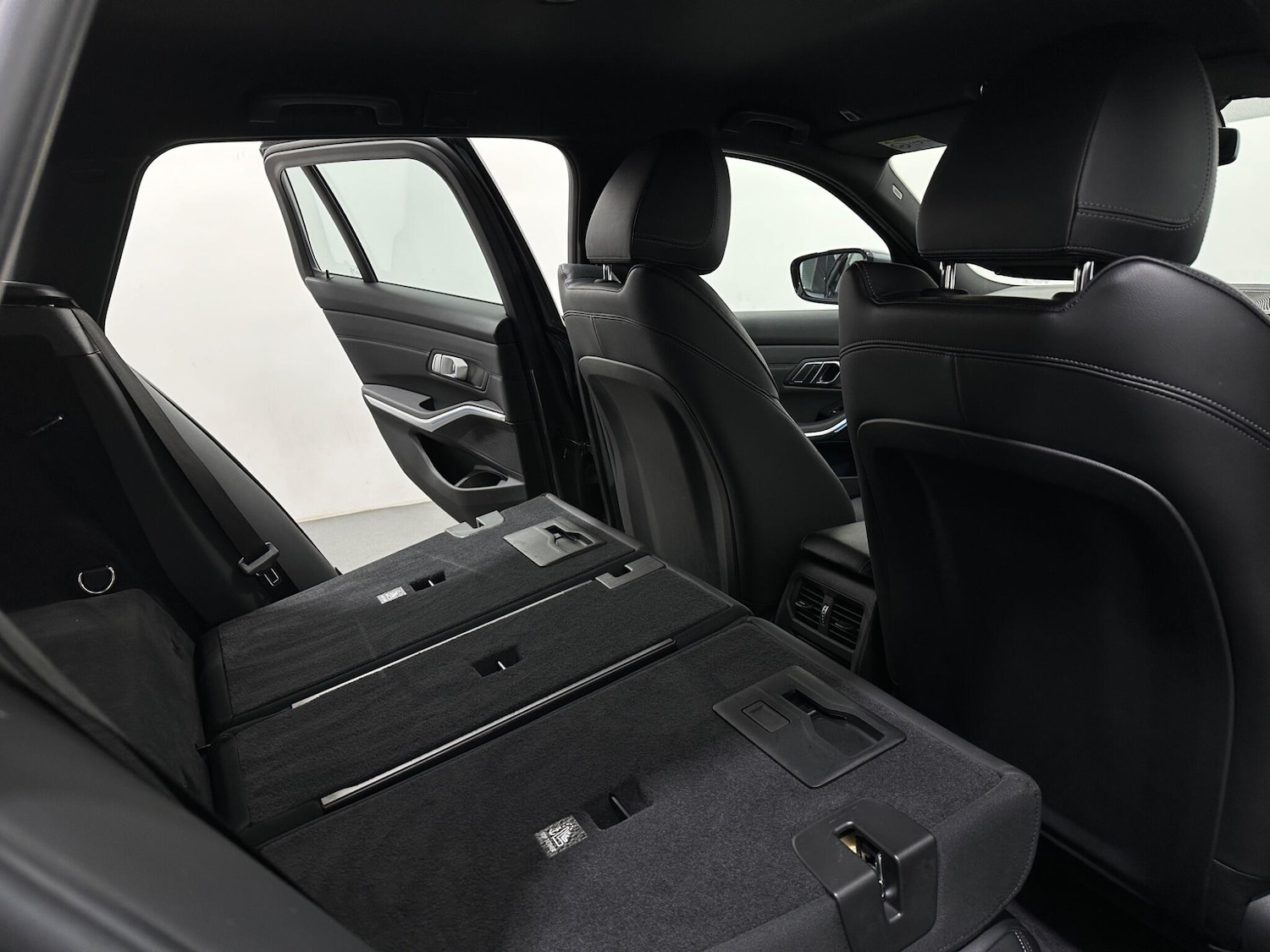 Used BMW 3 Series 2021 for sale - 76878570: Photo 46