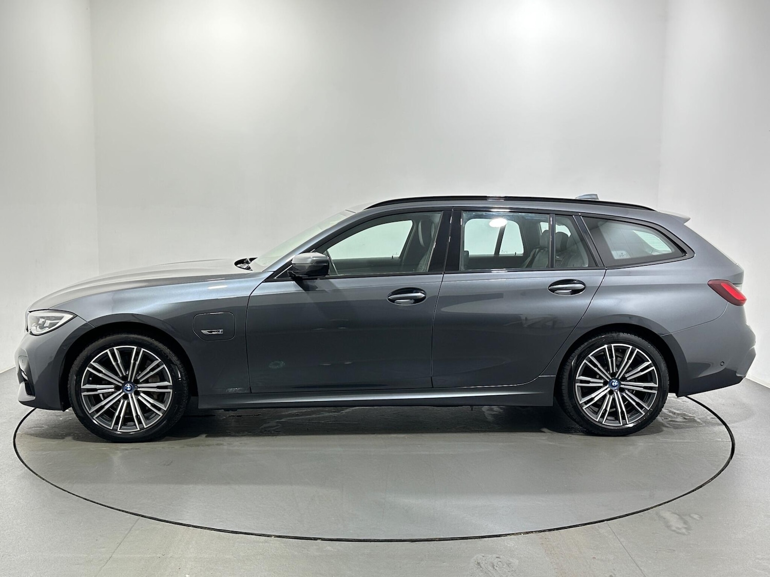Used BMW 3 Series 2021 for sale - 76878570: Photo 5