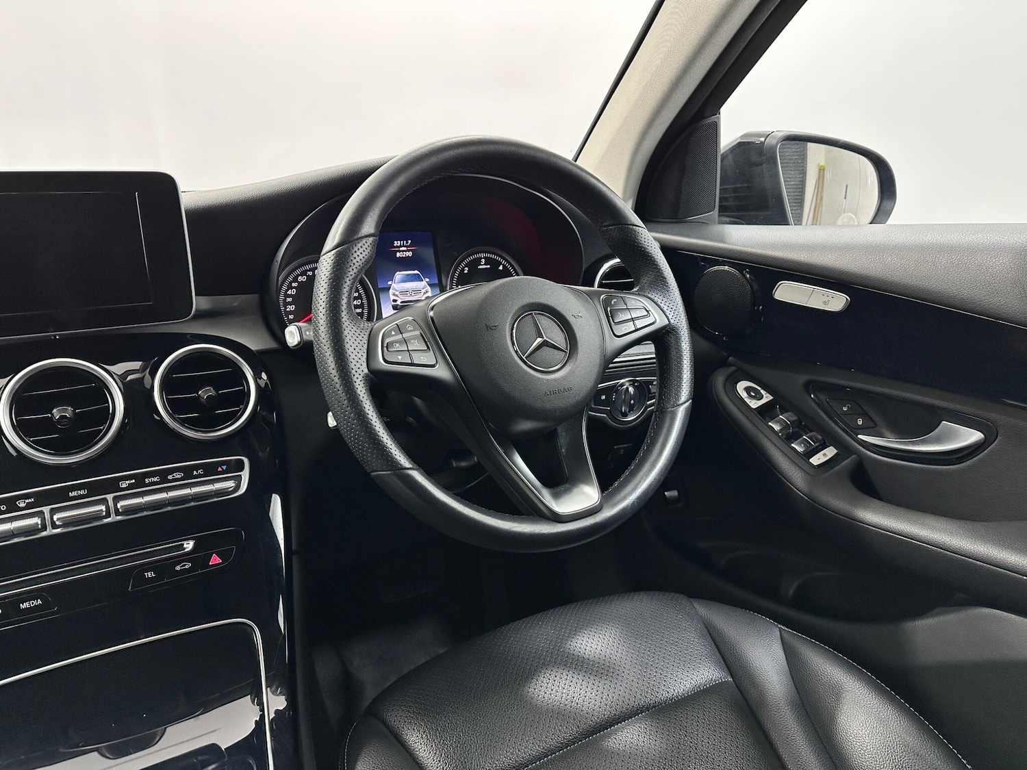 Used Mercedes-Benz GLC for sale - 77754208: Photo 11