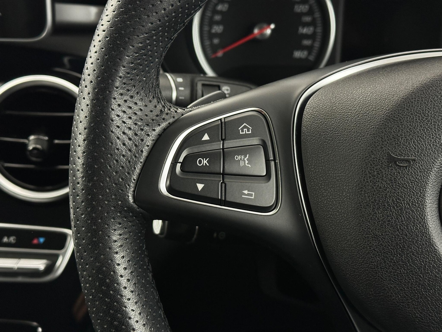 Used Mercedes-Benz GLC for sale - 77754208: Photo 15