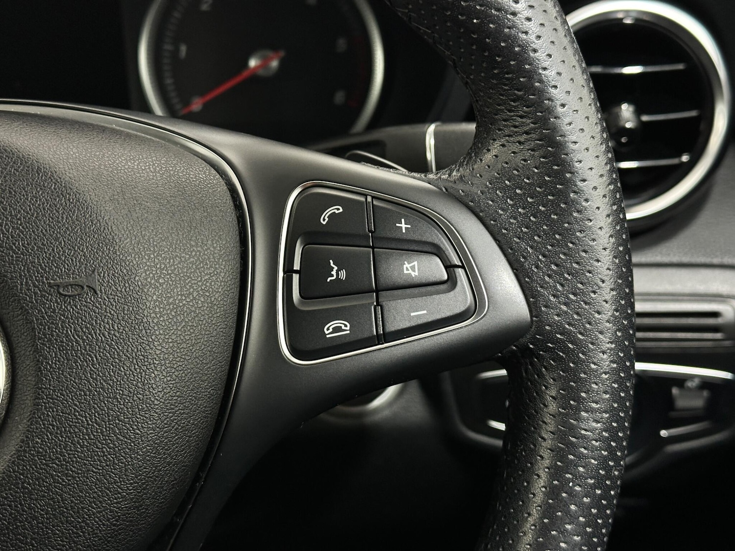 Used Mercedes-Benz GLC for sale - 77754208: Photo 16