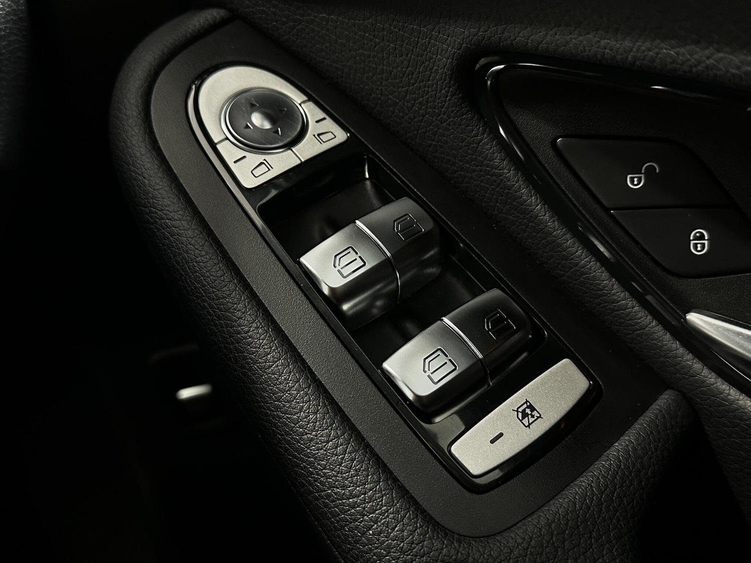 Used Mercedes-Benz GLC for sale - 77754208: Photo 19