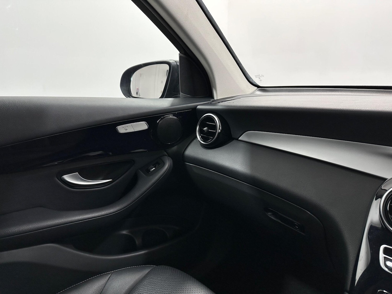 Used Mercedes-Benz GLC for sale - 77754208: Photo 29