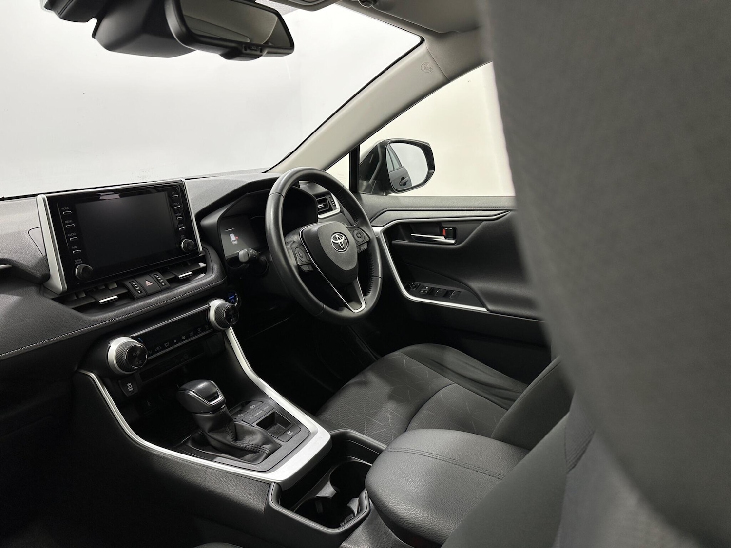 Used Toyota RAV4 2020 for sale - 76878817: Photo 27