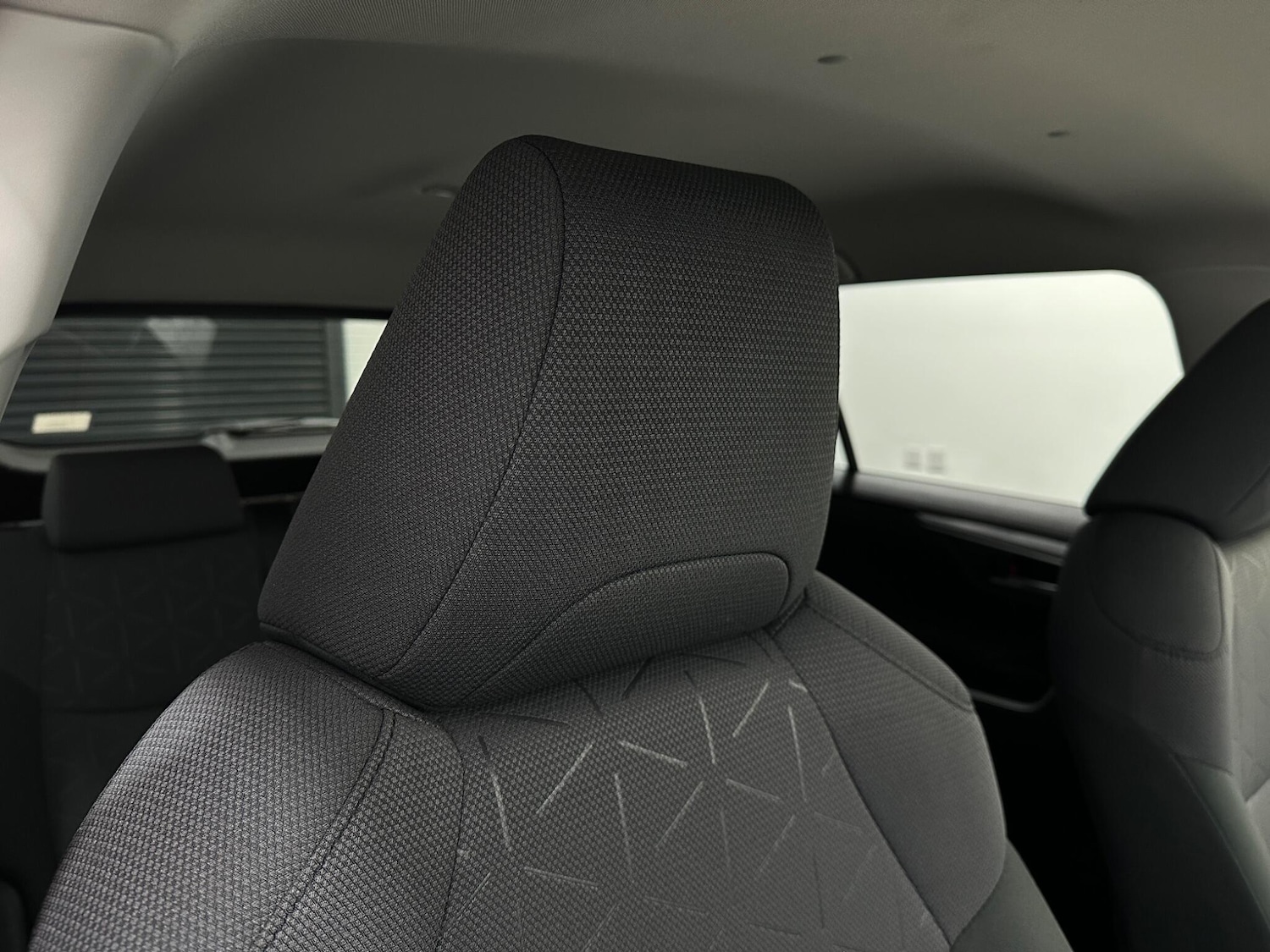 Used Toyota RAV4 2020 for sale - 76878817: Photo 30