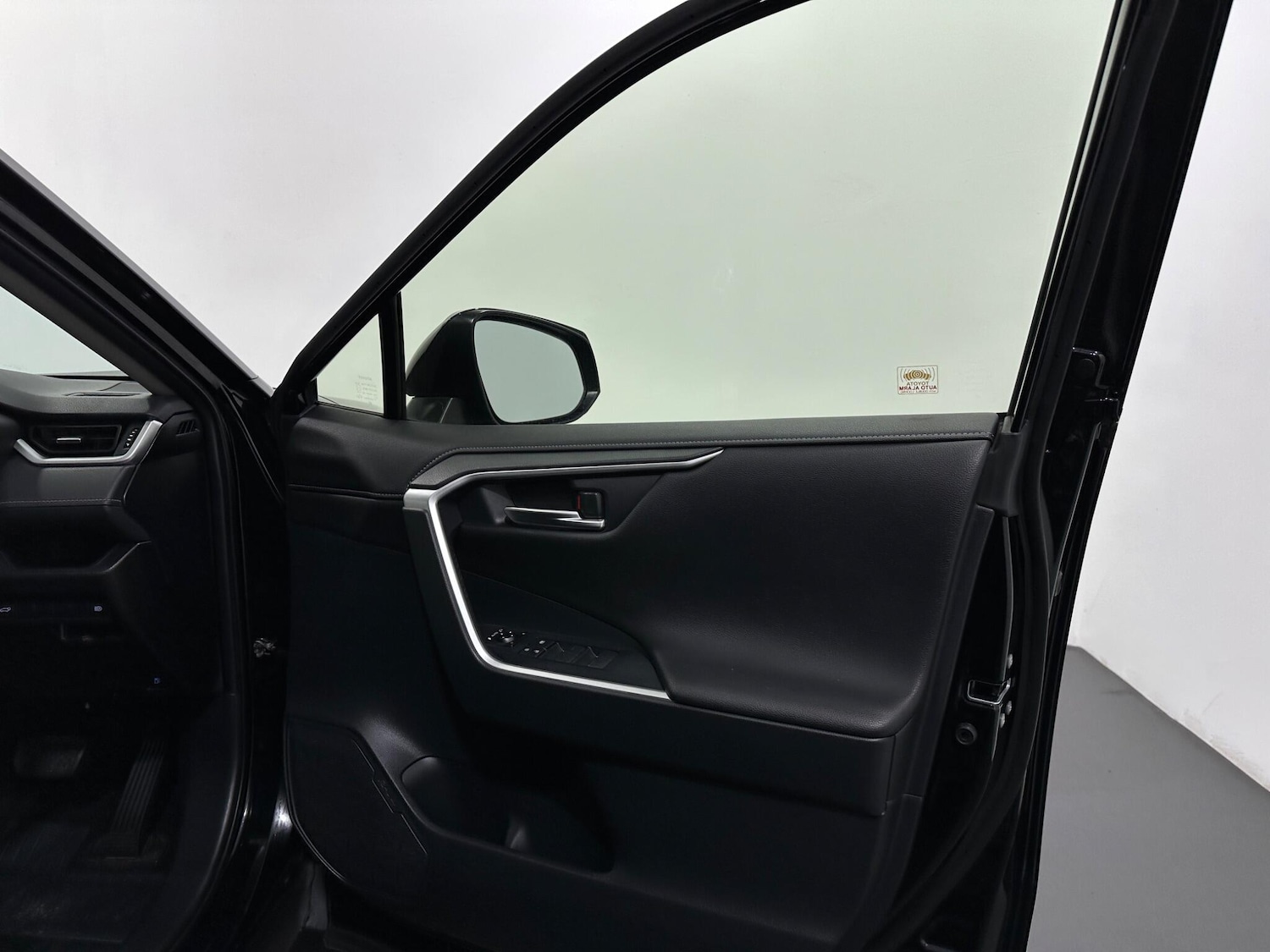 Used Toyota RAV4 2020 for sale - 76878817: Photo 31