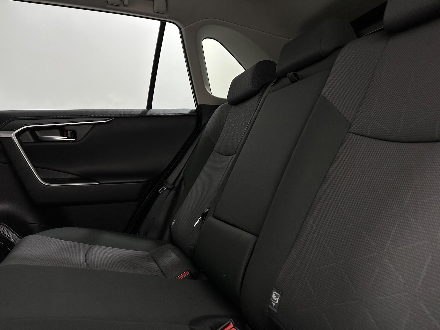 Used Toyota RAV4 2020 for sale - 76878817: Photo 37