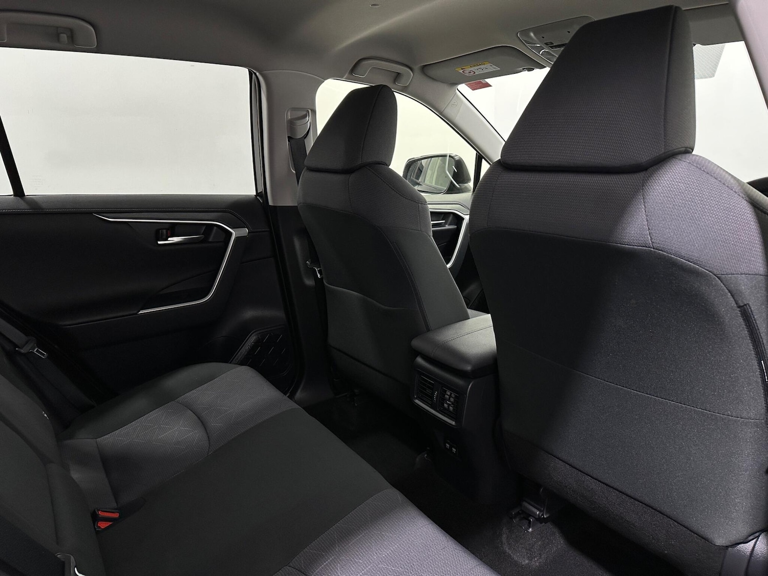 Used Toyota RAV4 2020 for sale - 76878817: Photo 40