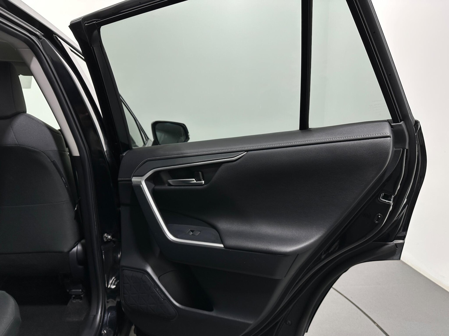 Used Toyota RAV4 2020 for sale - 76878817: Photo 42