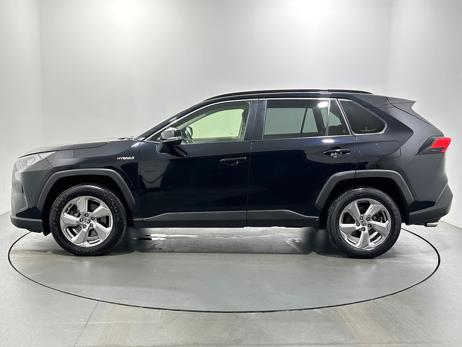 Used Toyota RAV4 2020 for sale - 76878817: Photo 5