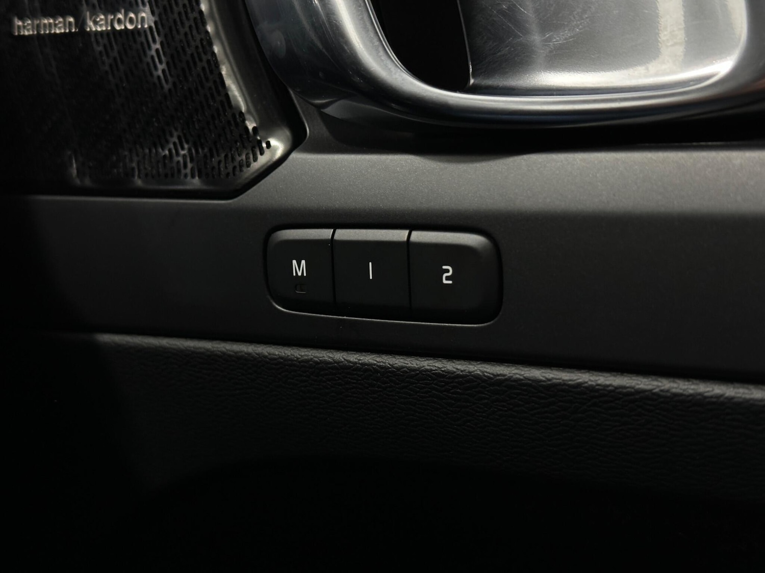 Used Volvo XC40 2019 for sale - 78007376: Photo 19