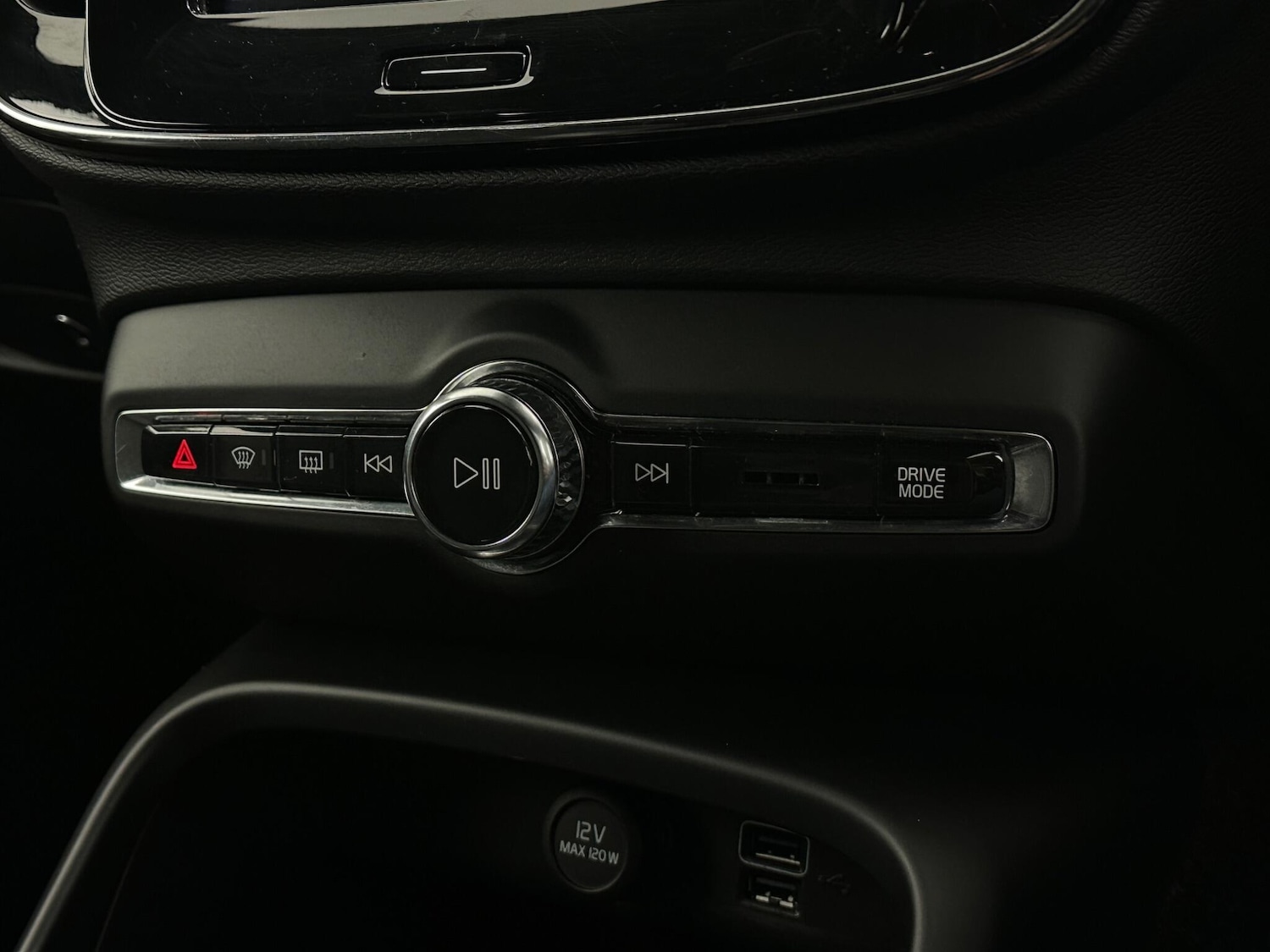 Used Volvo XC40 2019 for sale - 78007376: Photo 23