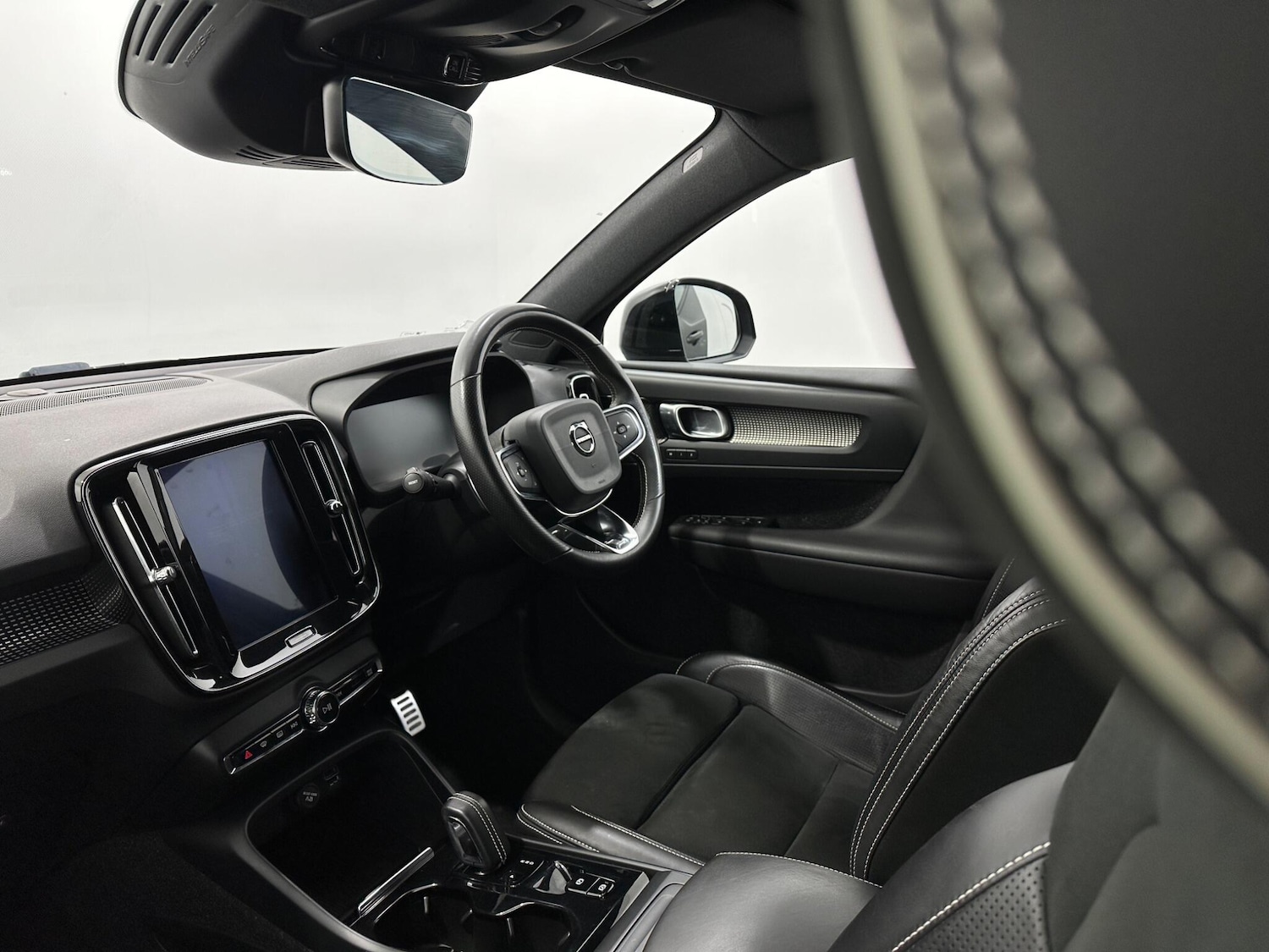 Used Volvo XC40 2019 for sale - 78007376: Photo 31