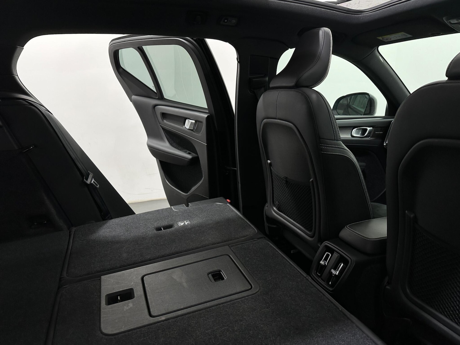 Used Volvo XC40 2019 for sale - 78007376: Photo 48