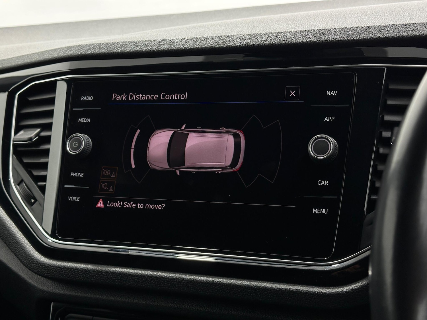 Used Volkswagen T-Roc 2020 for sale - 76878936: Photo 23