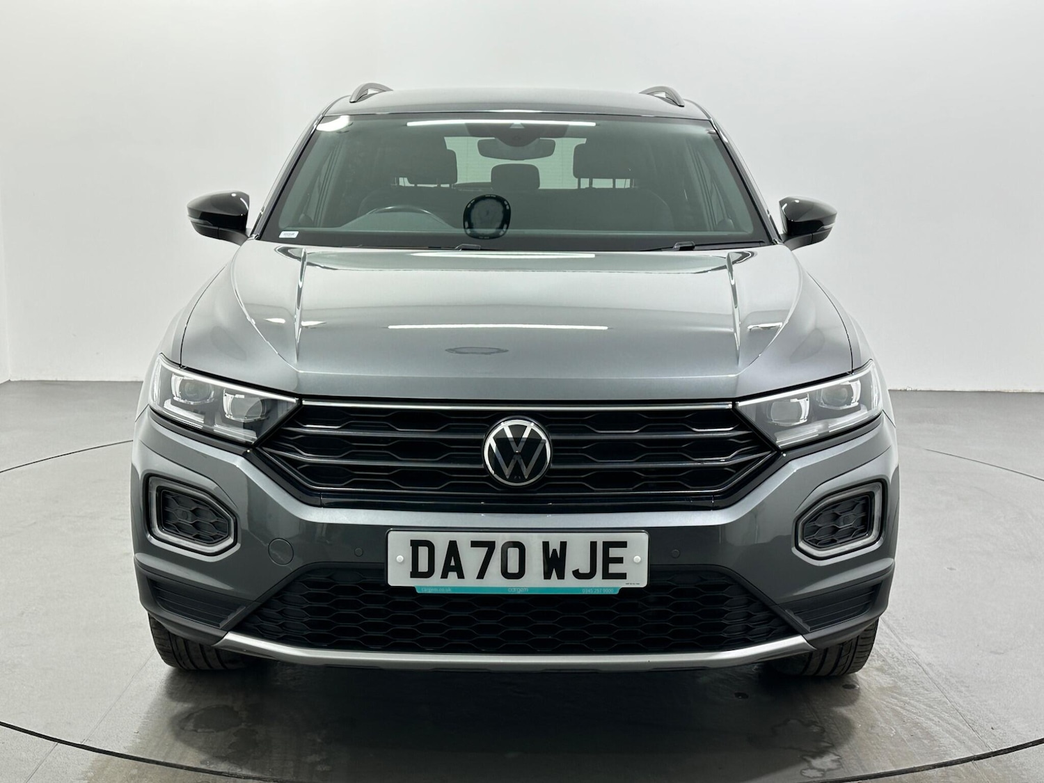 Used Volkswagen T-Roc 2020 for sale - 76878936: Photo 3