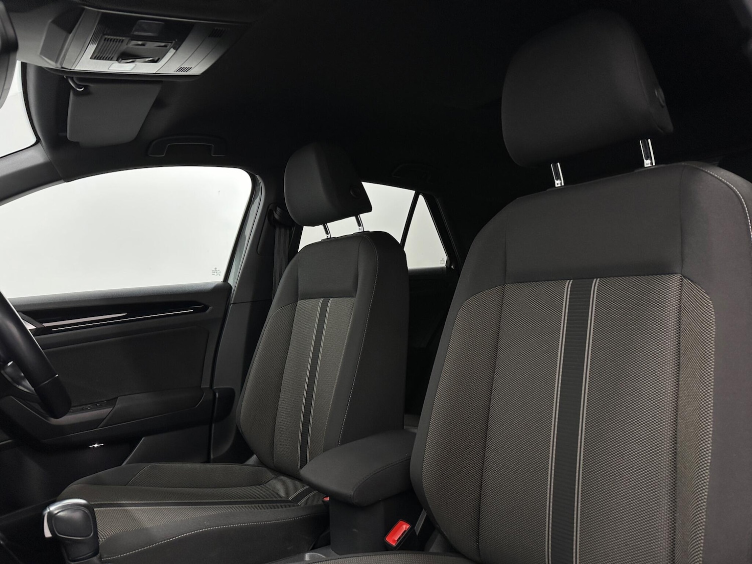 Used Volkswagen T-Roc 2020 for sale - 76878936: Photo 33