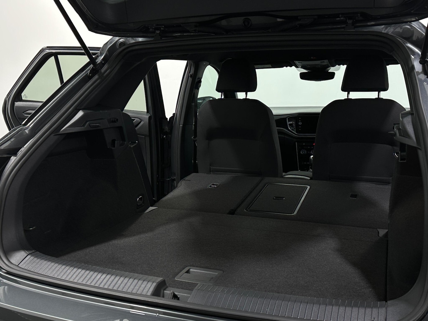 Used Volkswagen T-Roc 2020 for sale - 76878936: Photo 42